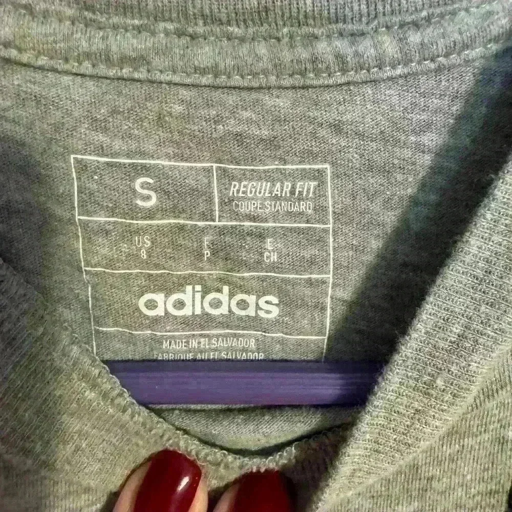 Boys size 8 Adidas shirt gray with black letters EUC